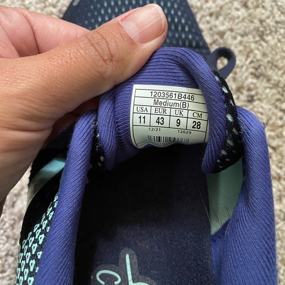 Brooks Women’s Ghost 14 Running Sneakers size 11 Peacoat/Yucca/Navy - Picture 4 of 7